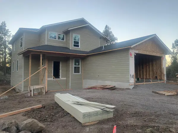 1152 Orange Blossom Drive #135, Klamath Falls, OR 97601