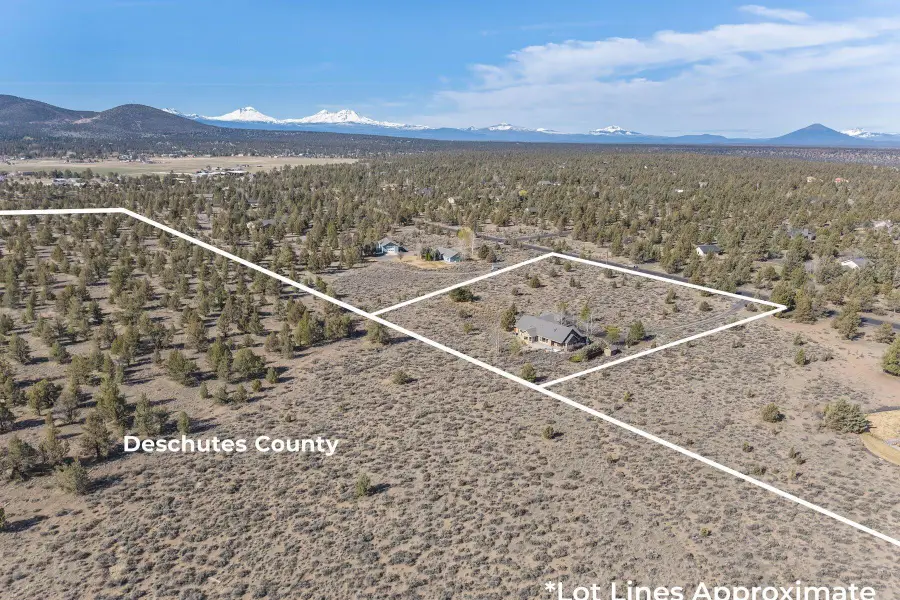 6720 NW Larch Drive, Redmond, OR 97756 - #3