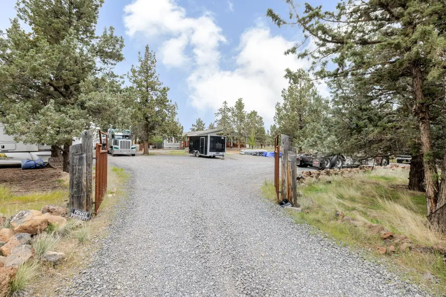 10180 Nez Perce Drive, Culver, OR 97734 - #2