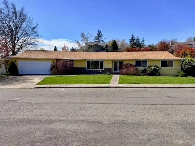 108 NW Sunhill Drive, Grants Pass, OR 97526 - #1