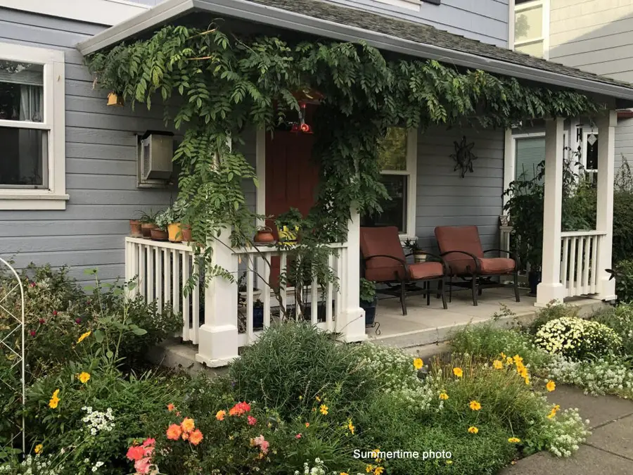 827 Blackberry Lane, Ashland, OR 97520 - #3