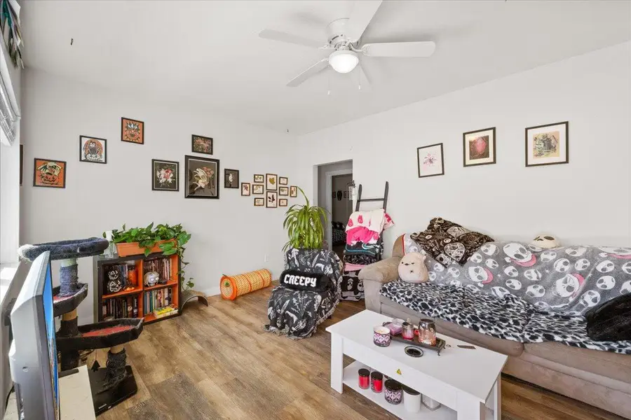 372 Ogara Street, Medford, OR 97501 - #3