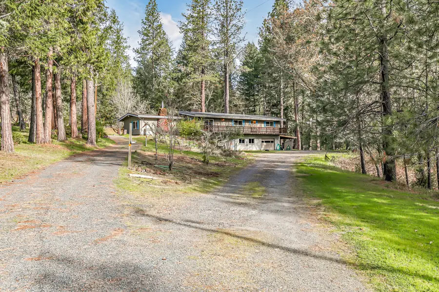 200 Hornet Lane, Grants Pass, OR 97527 - #3