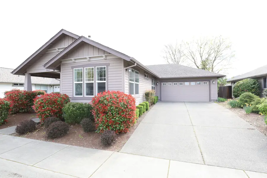 903 Schaefers Lane, Grants Pass, OR 97526 - #2