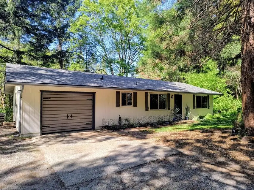 101 Cascade Drive, Cave Junction, OR 97523 - #1