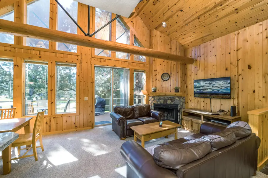 1612 Prairie Falcon Drive, Redmond, OR 97756 - #3