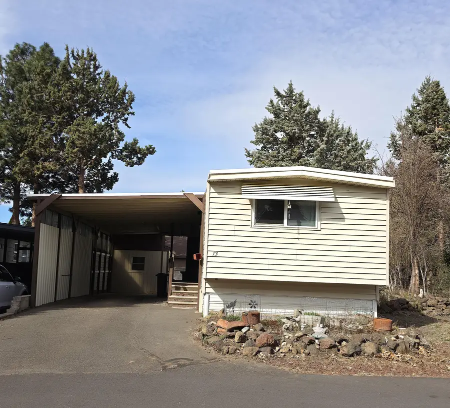 2200 NE Highway 20 #13, Bend, OR 97701 - #2