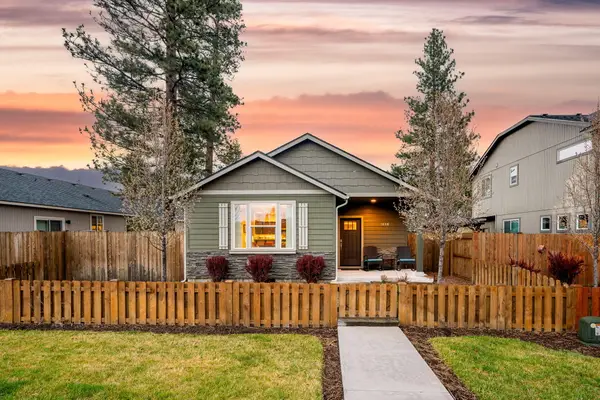 1680 W Mckinney Butte Road, Sisters, OR 97759