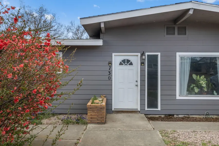 730 SE Turner Street, Madras, OR 97741 - #3