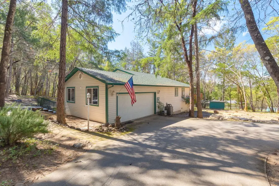 260 Highwood Lane, Grants Pass, OR 97527 - #2