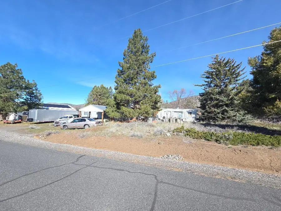 11727 Clovis Drive, Klamath Falls, OR 97603 - #2