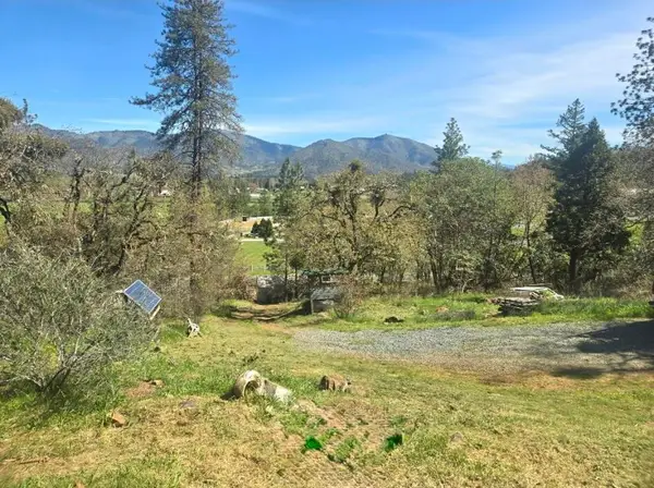 12726 Water Gap Road, Williams, OR 97544