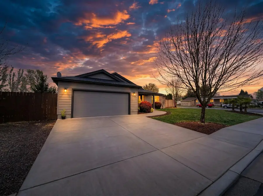 7908 Timberline Road, White City, OR 97503 - #2