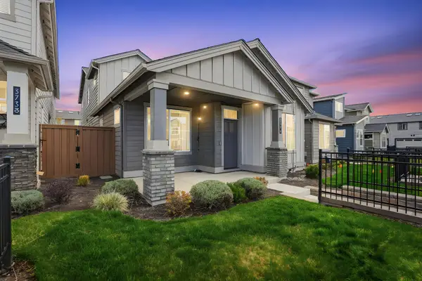 3734 NE Petrosa Avenue, Bend, OR 97701