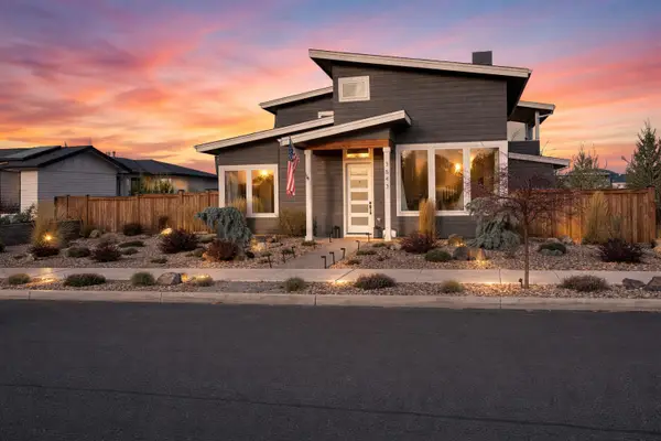 3543 SW 43rd Street, Redmond, OR 97756