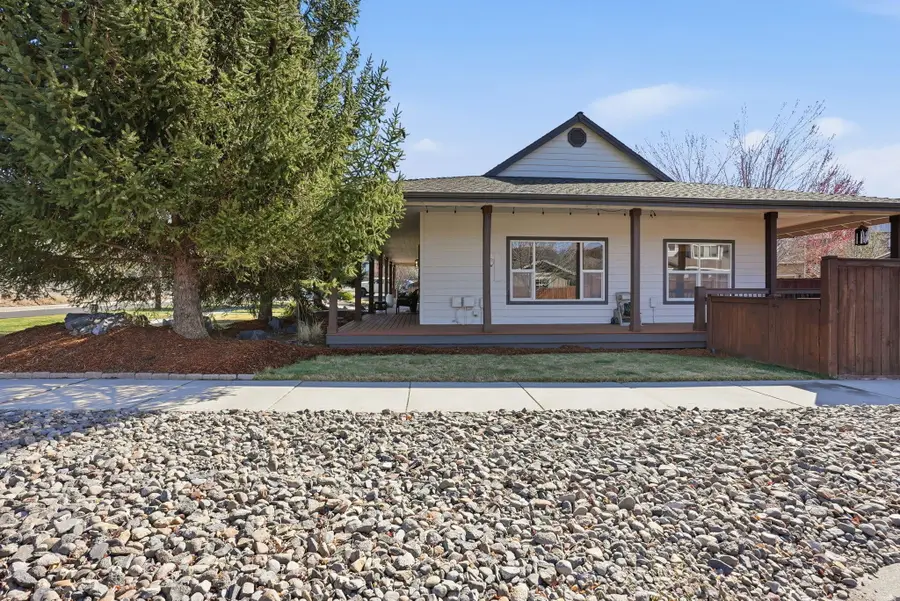 20721 Tango Creek Avenue, Bend, OR 97701 - #3