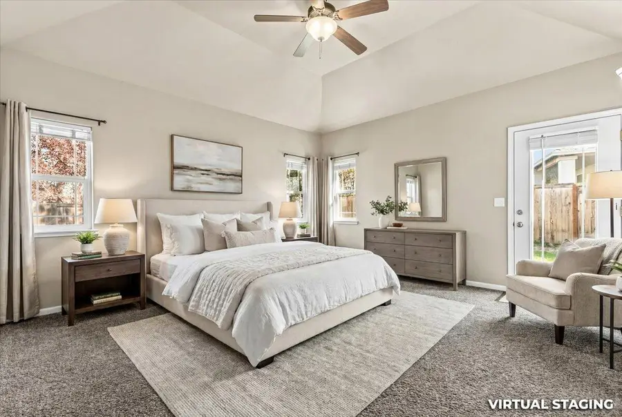 235 Prairie Landing Drive, Eagle Point, OR 97524 - #3