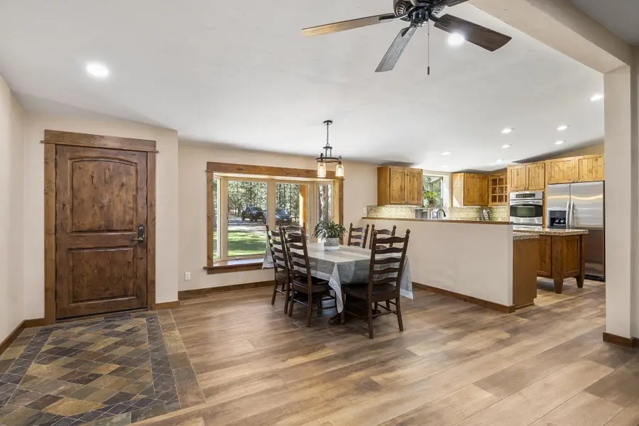 19206 Kiowa Road, Bend, OR 97702 - #2