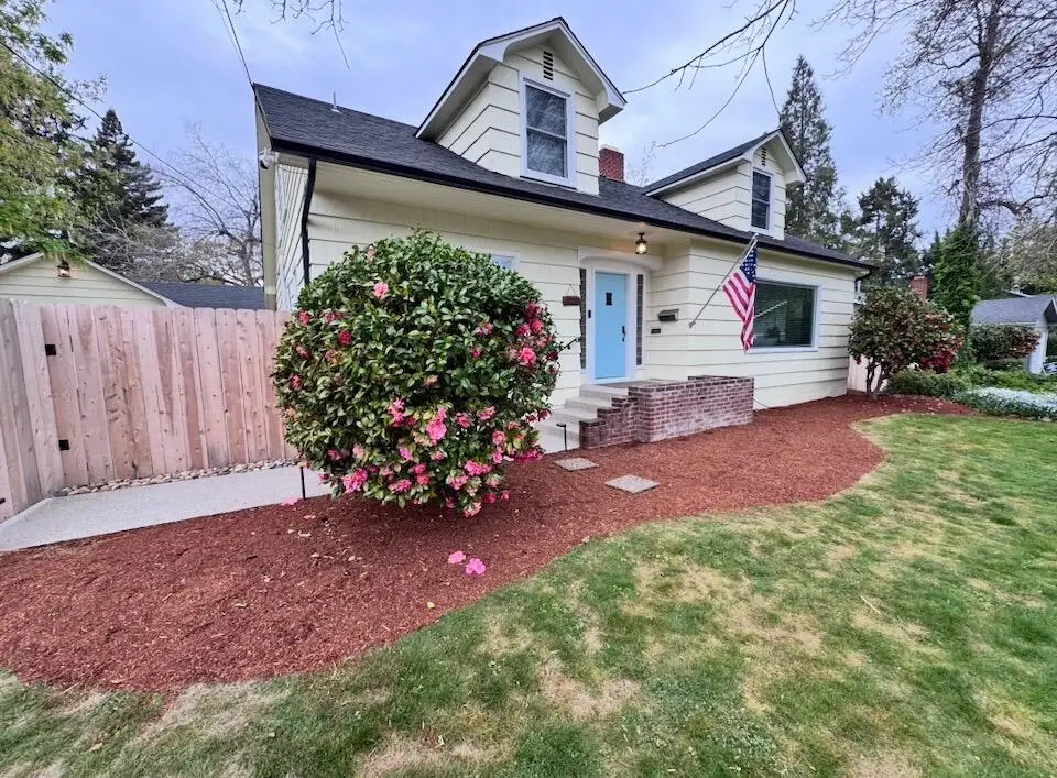 736 NW 3rd Street, Grants Pass, OR 97526 - #1