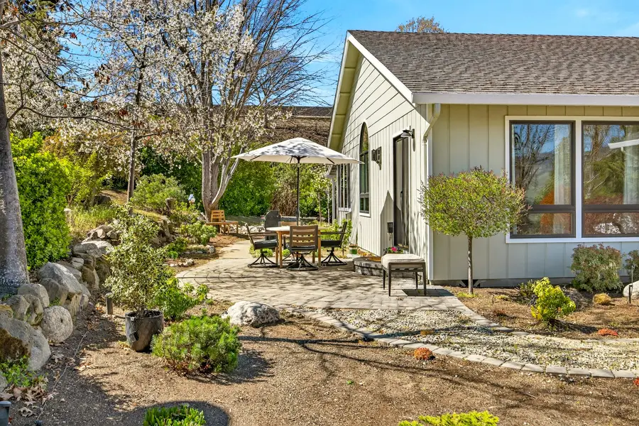 1057 Oak Knoll Drive, Ashland, OR 97520 - #3