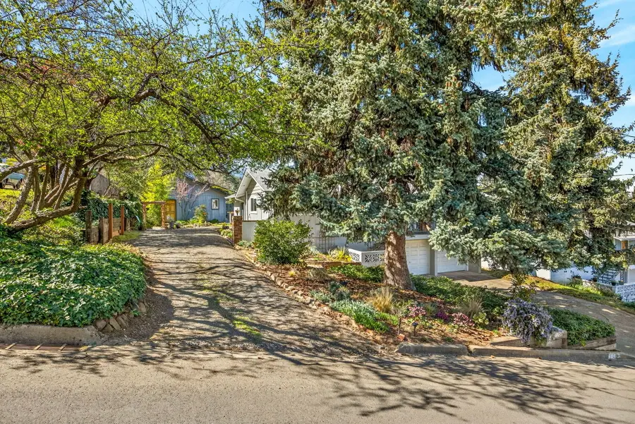 1159 Park Street, Ashland, OR 97520 - #3