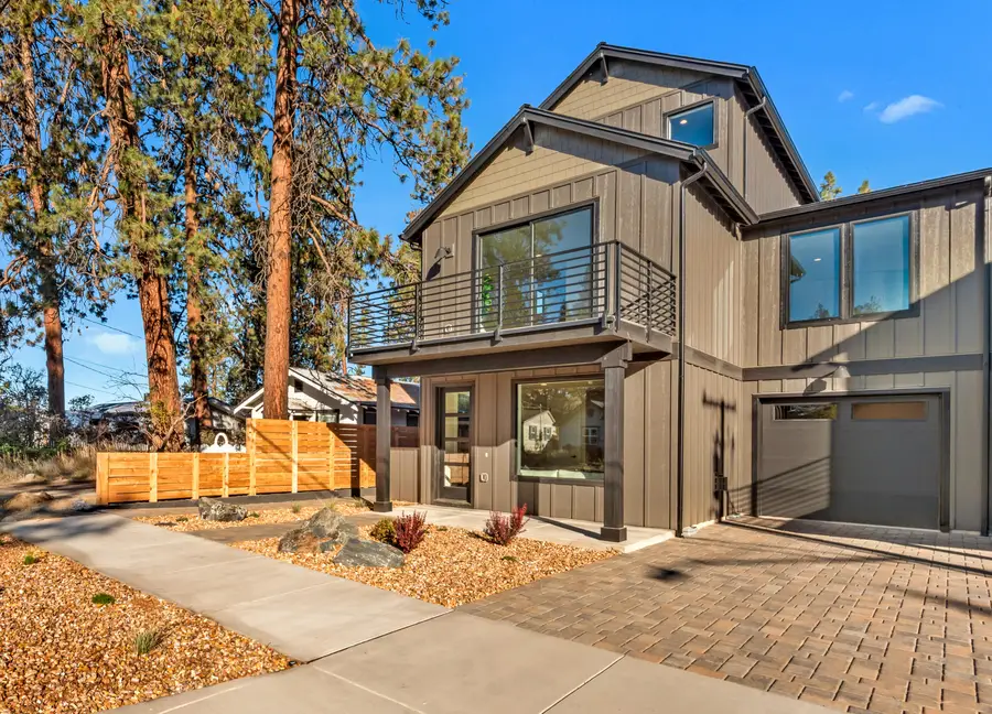 334 SW Roosevelt Avenue #Unit 1, Bend, OR 97702 - #3