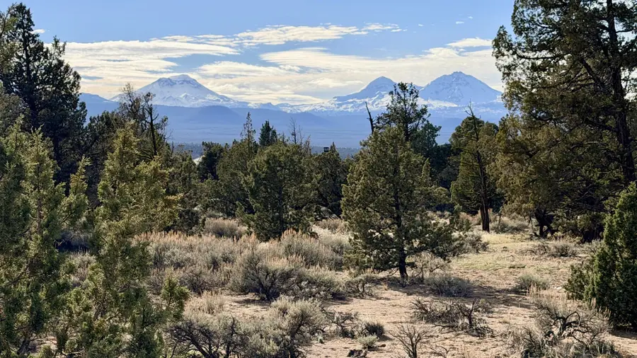 65900 Mariposa Lane, Bend, OR 97703 - #2