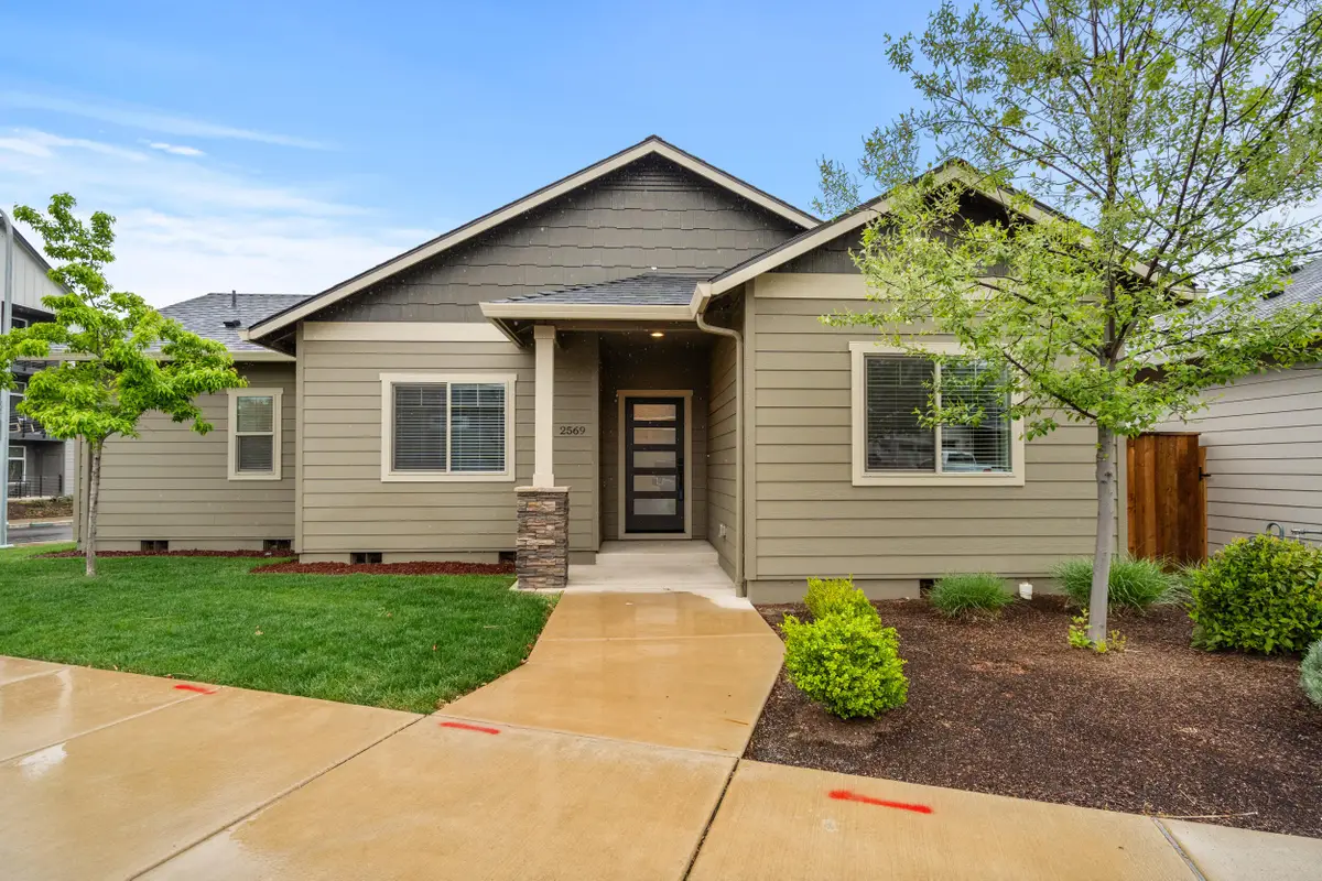 2569 Tiffin Way, Medford, OR 97504 - #1