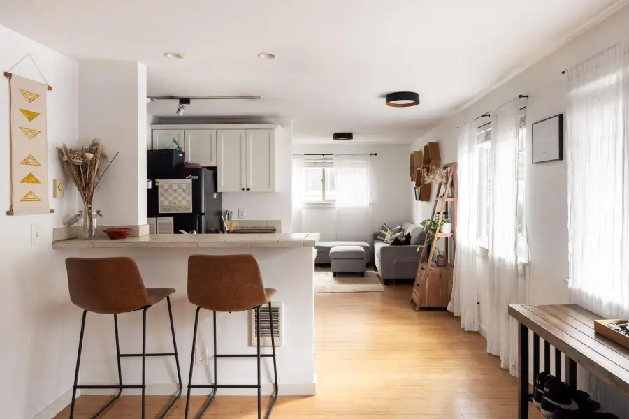 1010 NW Roanoke Avenue #APT 8, Bend, OR 97703 - #3