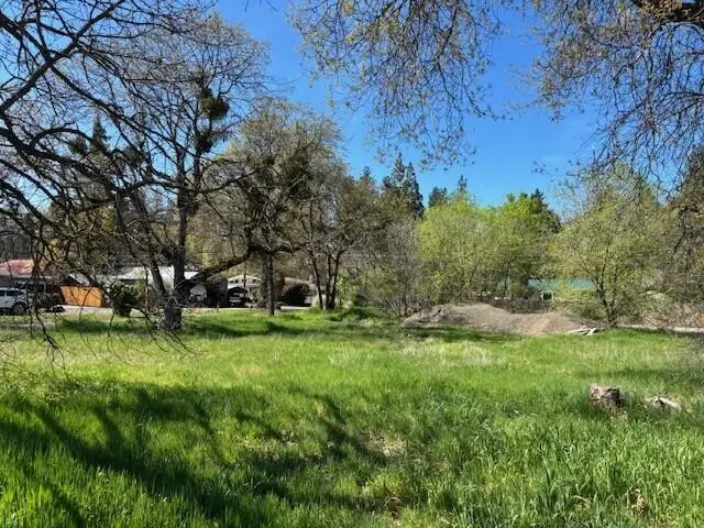 #2100, Medford, OR 97501 - #3