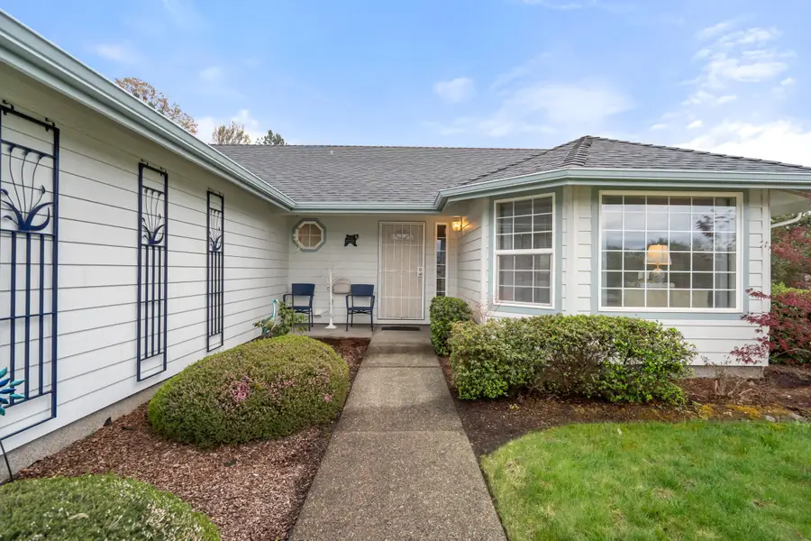 1515 Panoramic Loop, Grants Pass, OR 97527 - #3