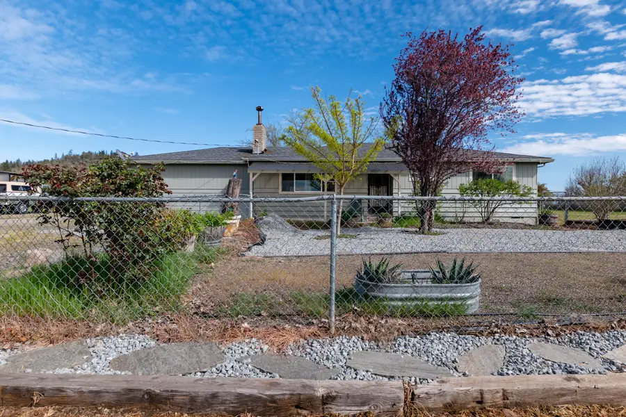 245 Highway 234, Eagle Point, OR 97524 - #2