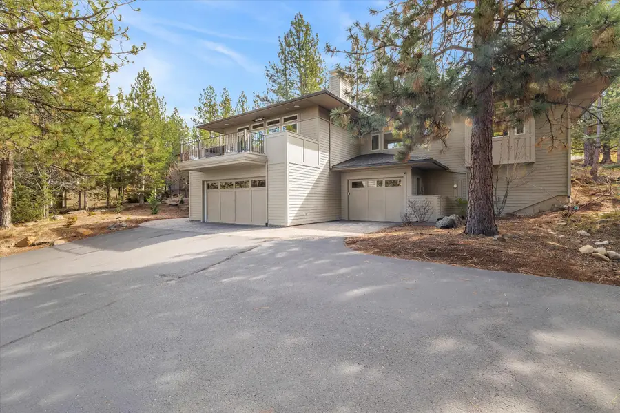 2589 NW Champion Circle, Bend, OR 97703 - #2