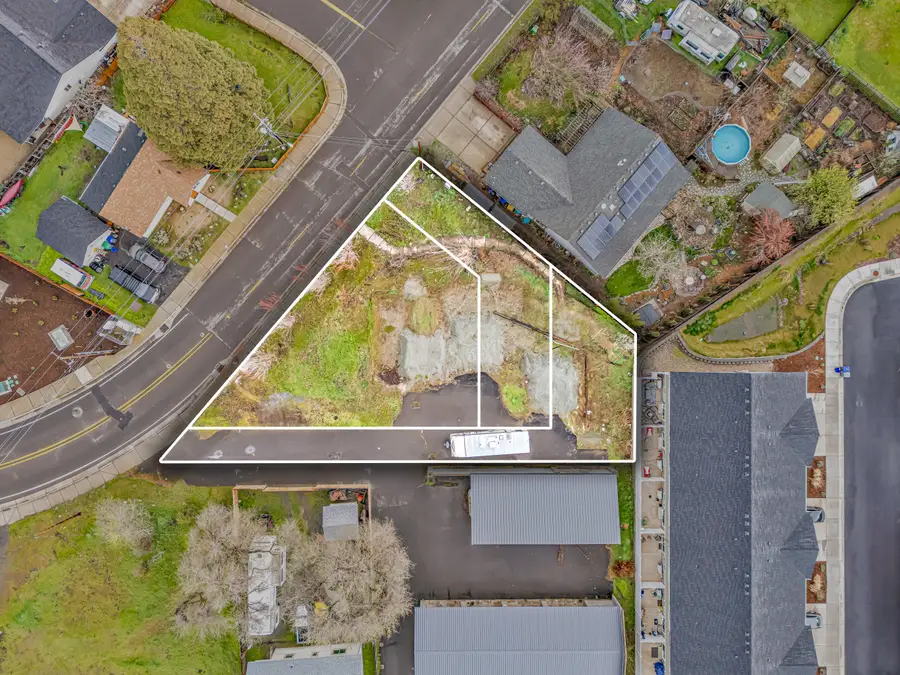 70 Suncrest Road, Talent, OR 97540 - #2