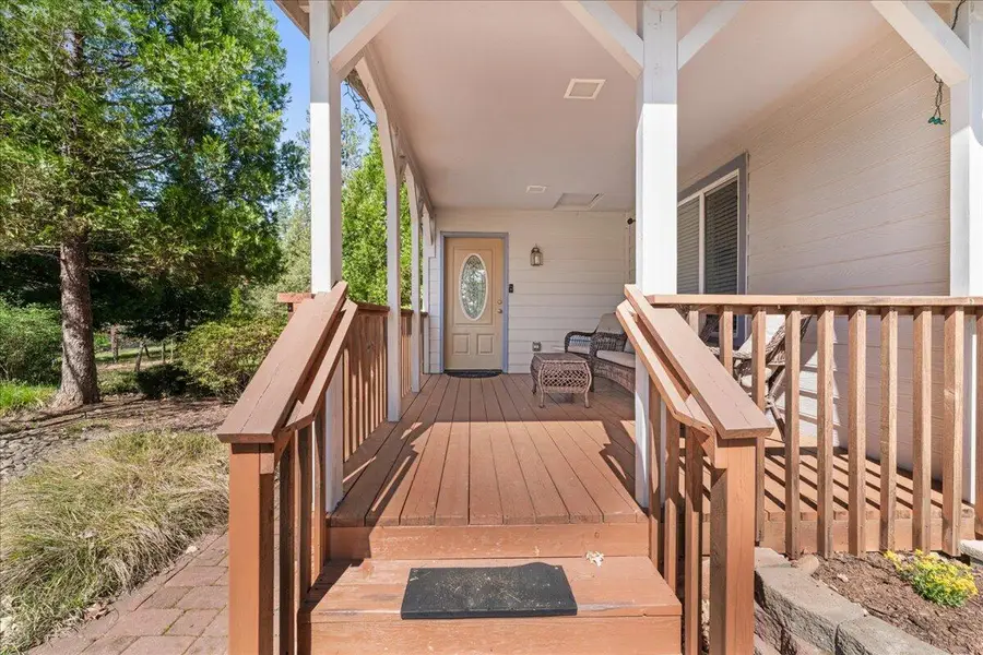 525 Templin Avenue, Grants Pass, OR 97526 - #3