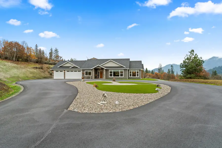 182 Blue Chip Lane, Grants Pass, OR 97527 - #3