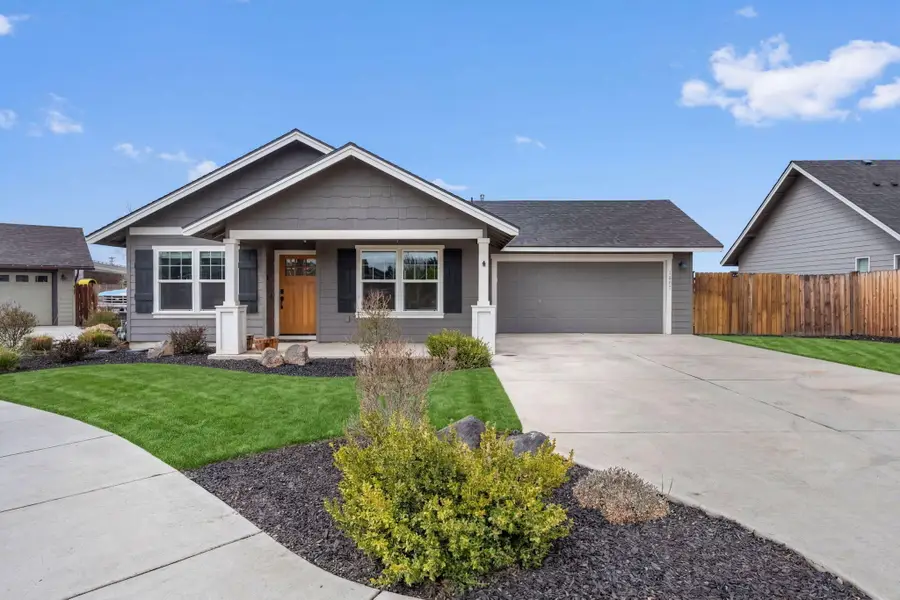 1685 NE 3rd Court, Redmond, OR 97756 - #3