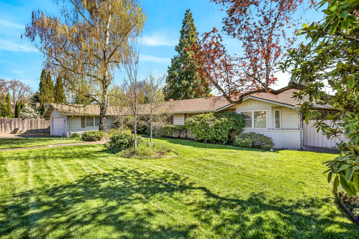 2418 Acorn Way, Medford, OR 97504 - #1