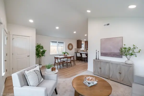 2837 NW Sterling Drive, Redmond, OR 97756