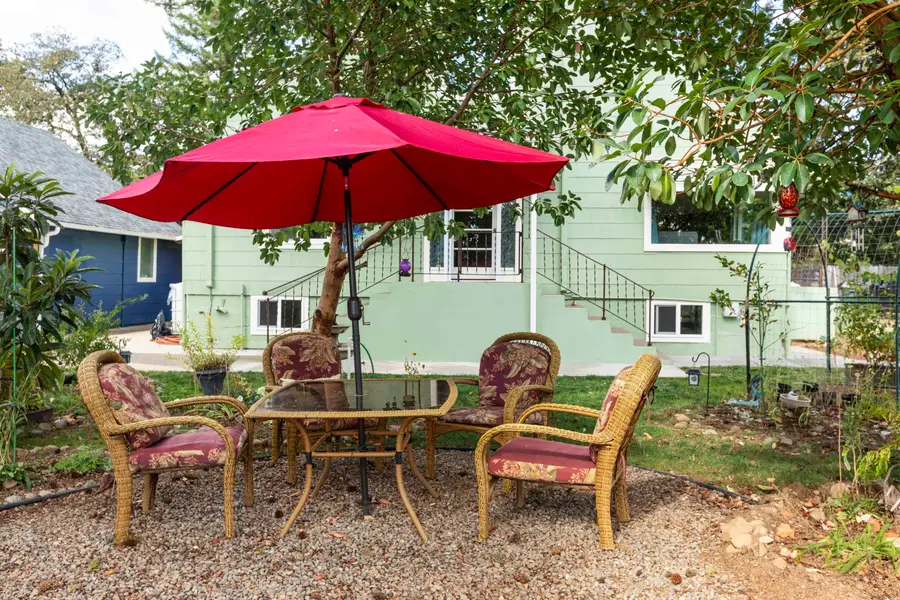 18248 Redwood Highway, Selma, OR 97538 - #3