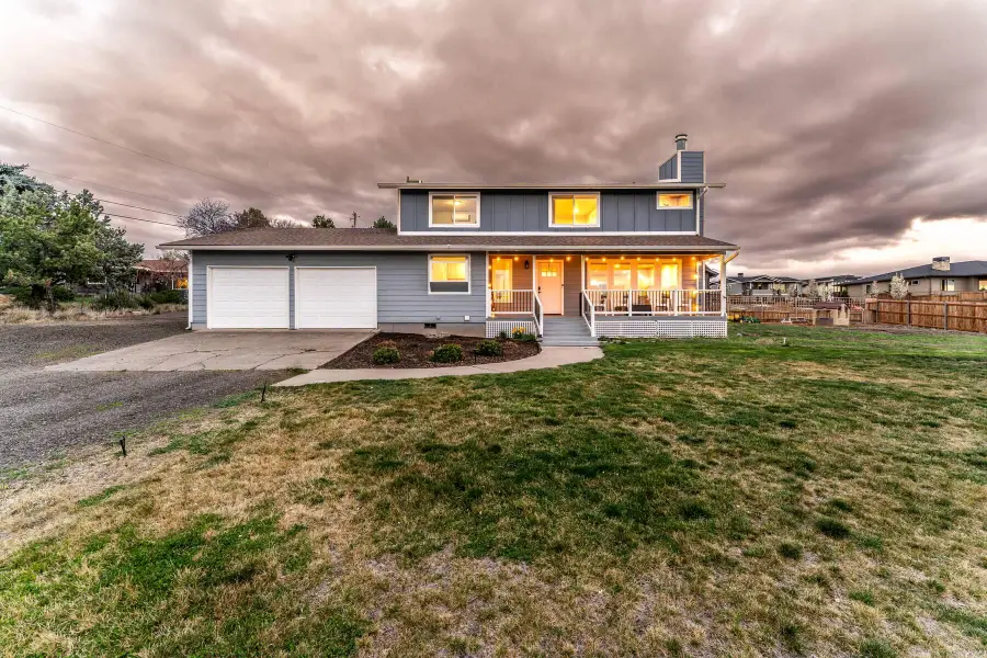 3388 SW 46th Street, Redmond, OR 97756 - #3