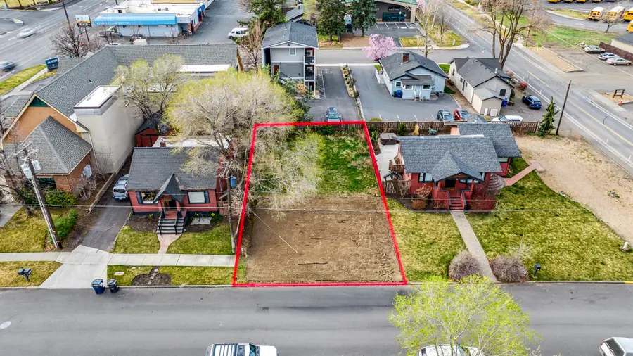 225 SE Urania Lane, Bend, OR 97702 - #3