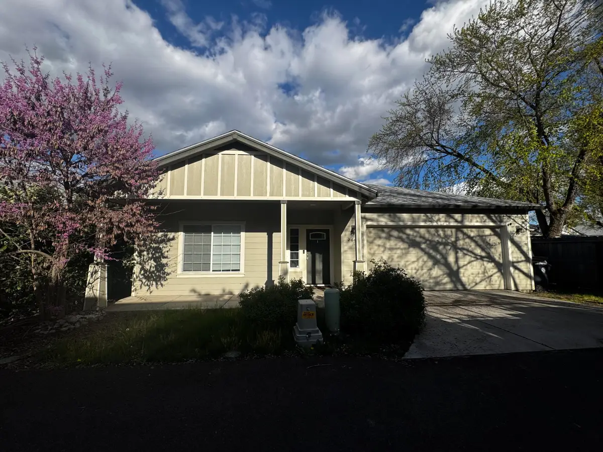 2642 Wyatt Drive, Medford, OR 97501 - #1