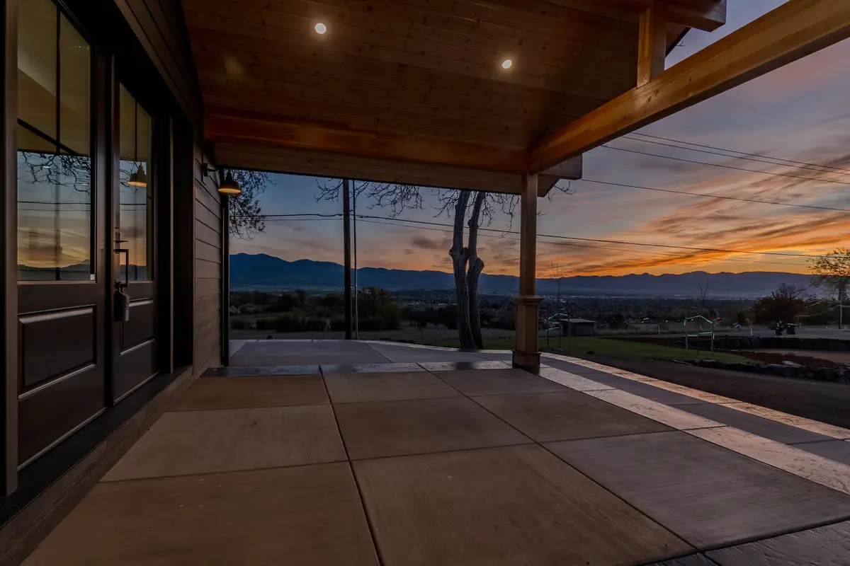 4691 Cherry Lane, Medford, OR 97504 - #1