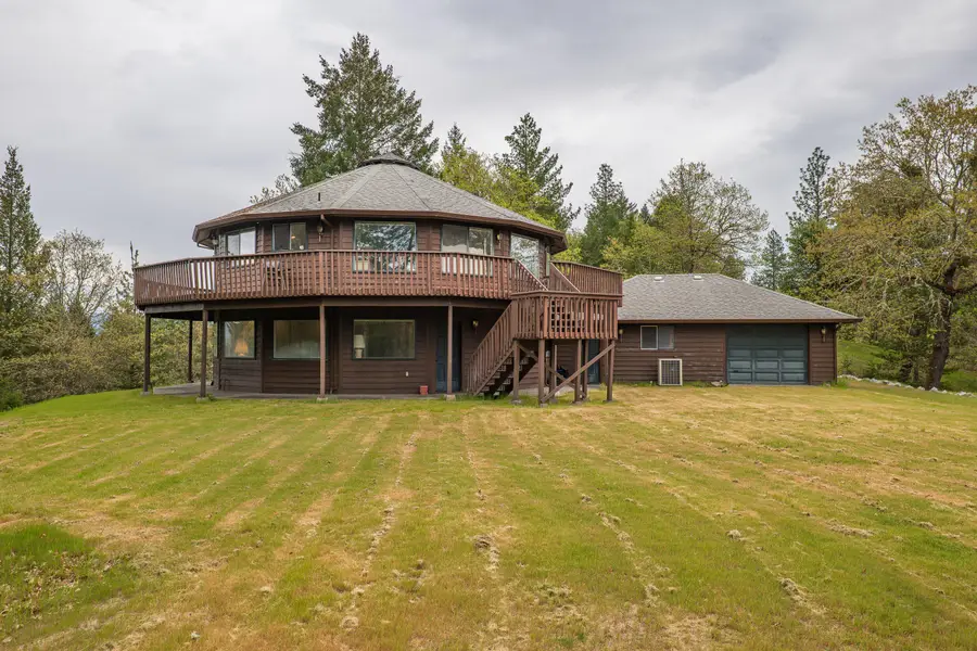 398 Madrone Ridge Drive, Grants Pass, OR 97527 - #2