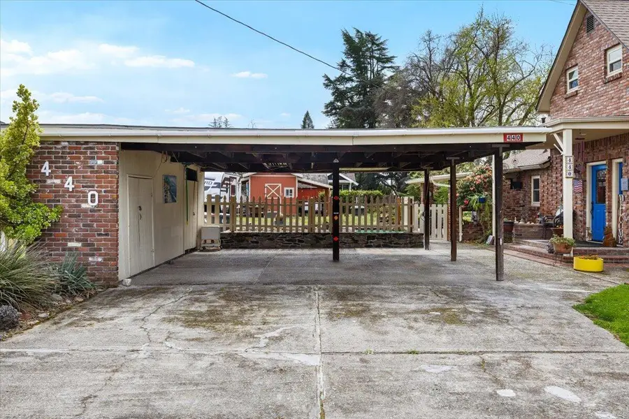 440 Bush Street, Central Point, OR 97502 - #3