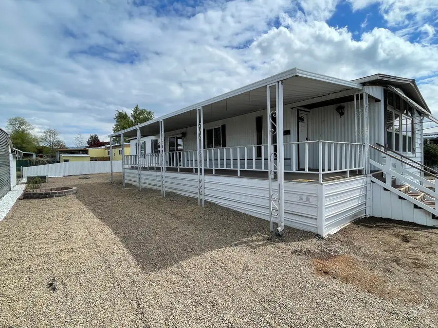 301 Freeman Road #UNIT 90, Central Point, OR 97502 - #2