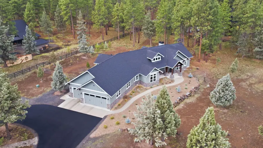 16055 Foothill Lane, Sisters, OR 97759 - #2