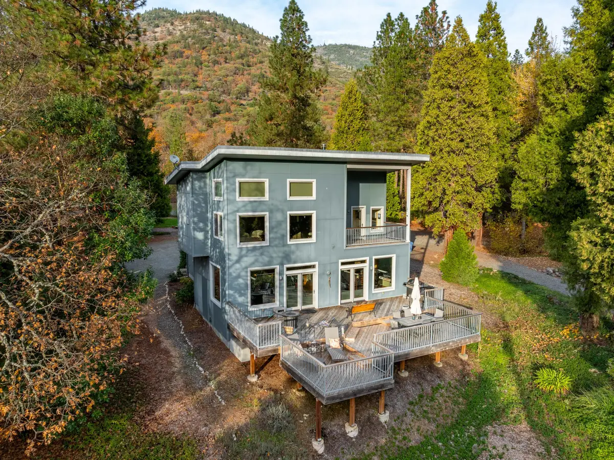 5375 Averill Drive, Grants Pass, OR 97526 - #1