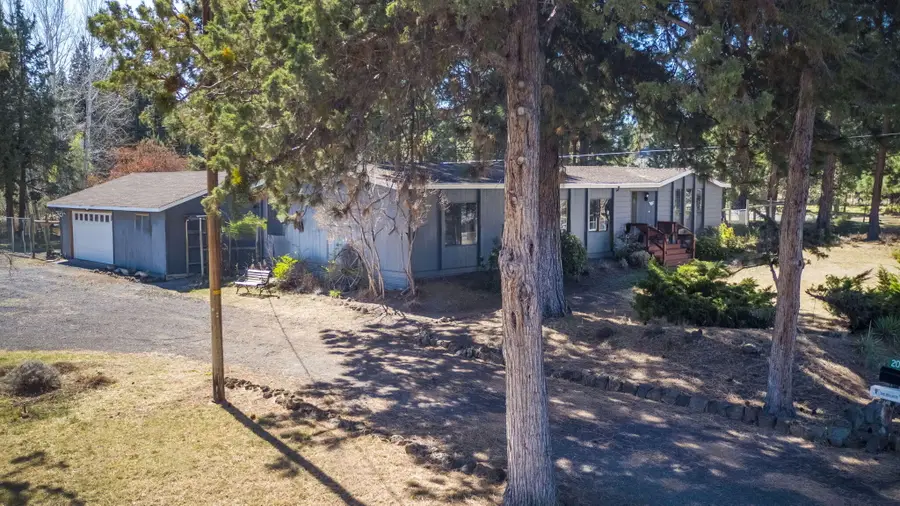 20061 Glen Vista Road, Bend, OR 97703 - #2